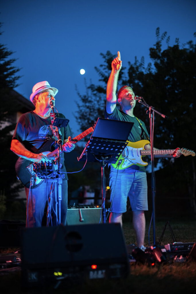 8614936228758714193 683x1024