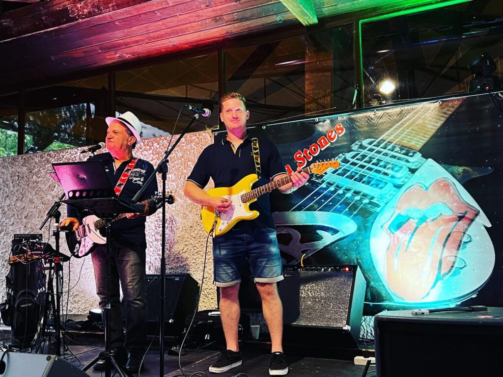 e76a9b48 d109 4bfd 95b3 9d56b9e5d096